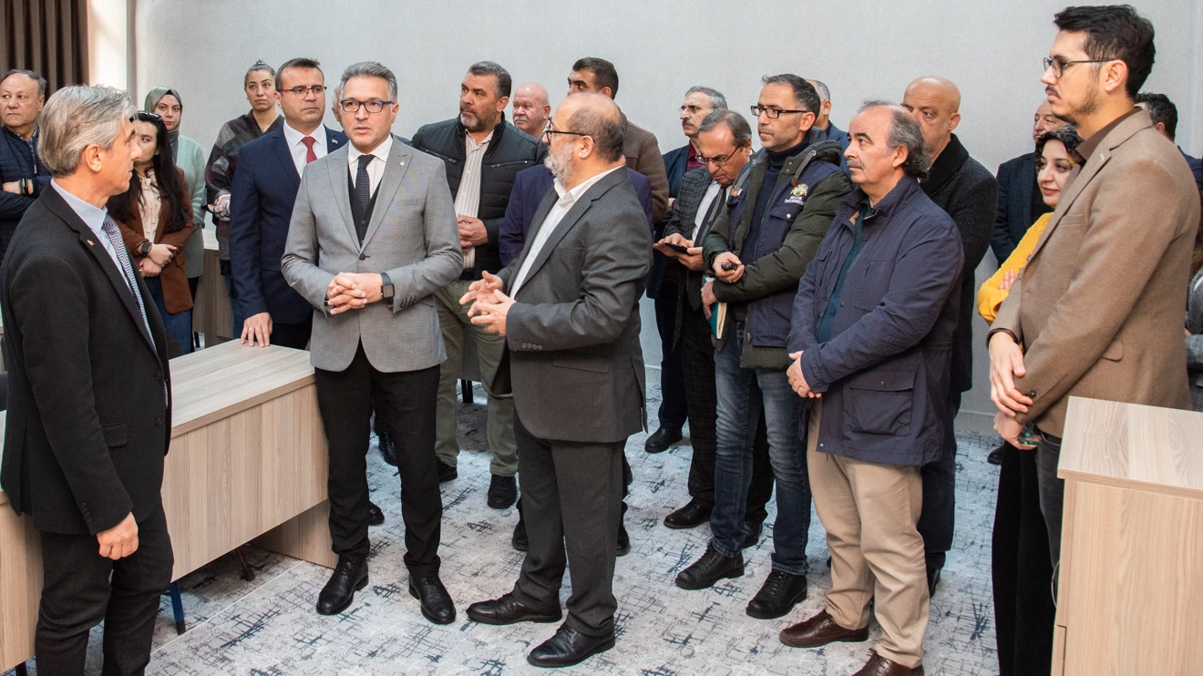 Selçuk Üniversitesi Edebiyat Fakültesine kazandırılan birimlerin açılışı yapıldı